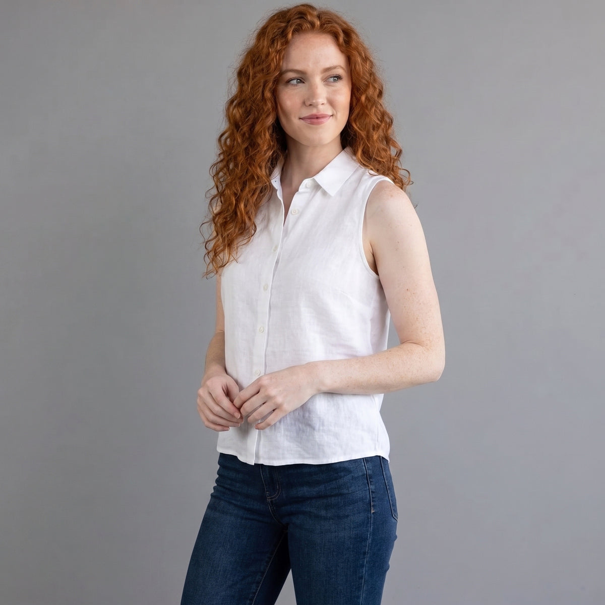 Magdalena | Elegant Sleeveless Button Blouse